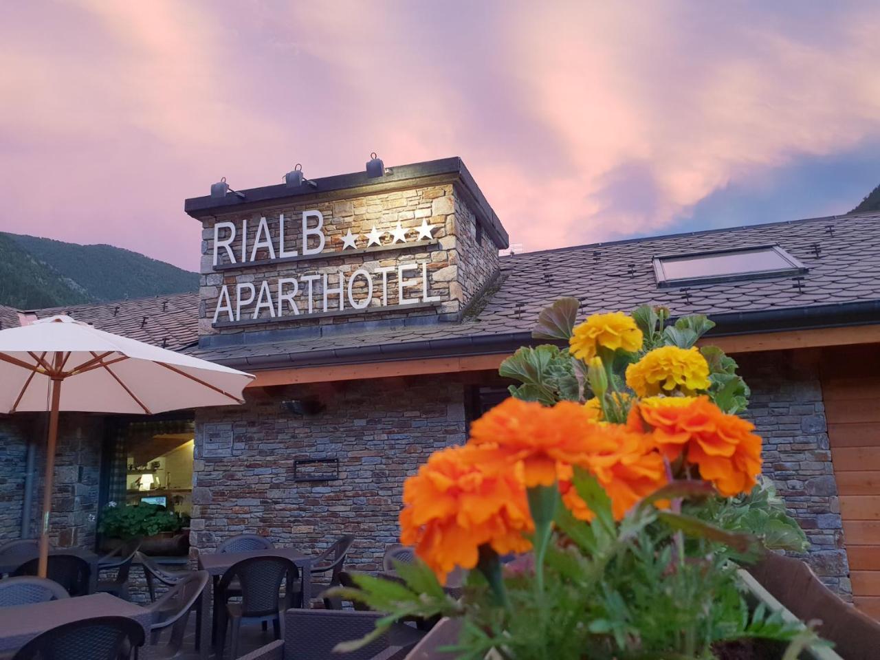 Rialb公寓酒店 埃尔塞拉特 外观 照片